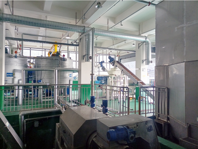 餐廚垃圾處理設備使用現(xiàn)場